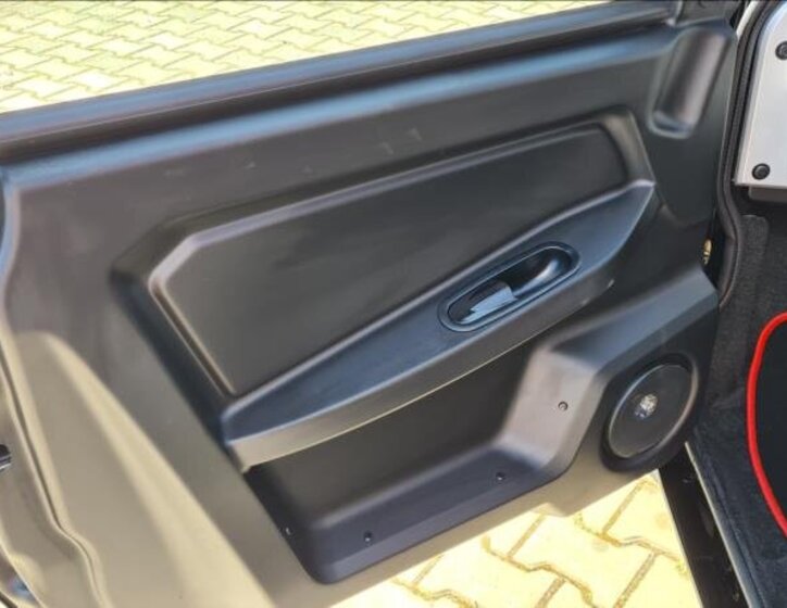 Ligier Ostatní Hatchback 499,0 6 kw