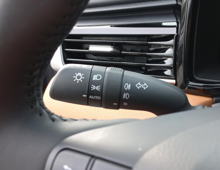 Toyota Camry Sedan 2,5 l 137 kw