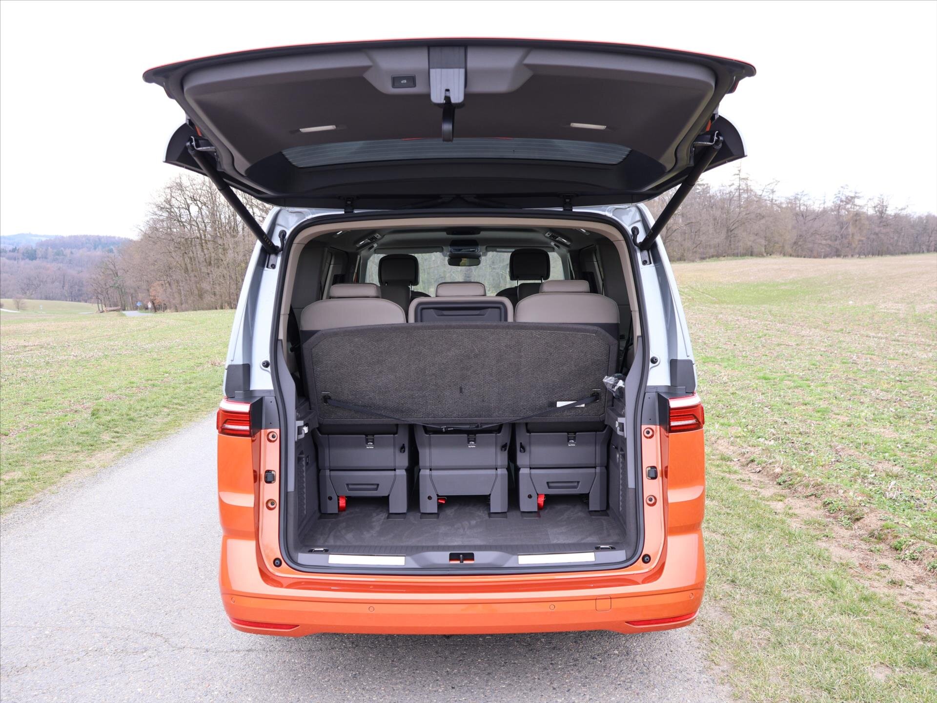 Volkswagen Multivan MPV 2,0 l 110 kw