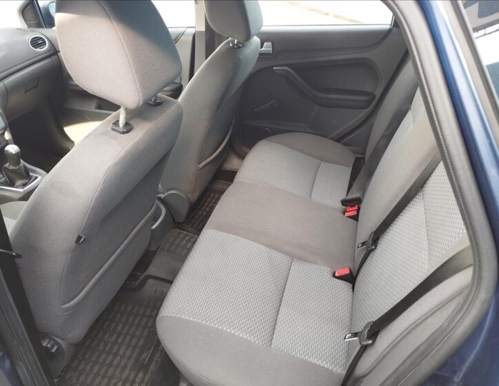 Ford Focus Kombi 1,6 l 74 kw