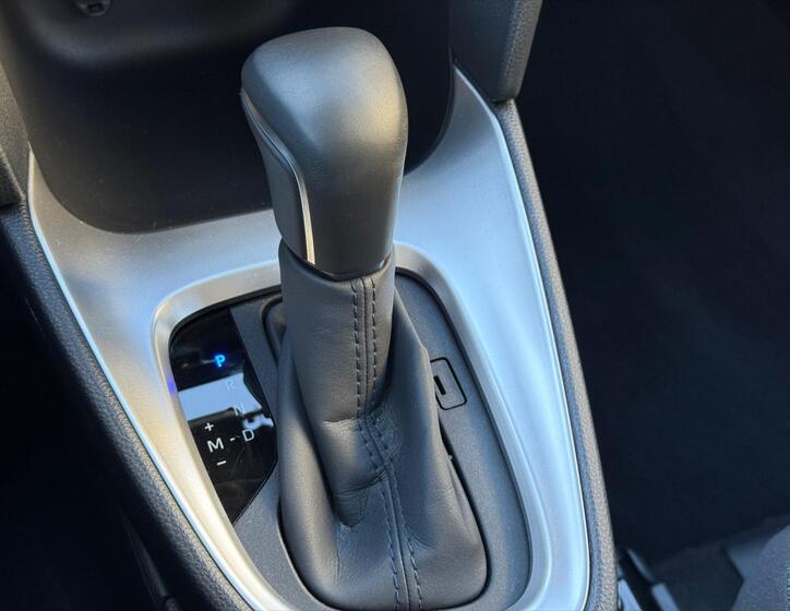 Toyota Yaris Cross 20