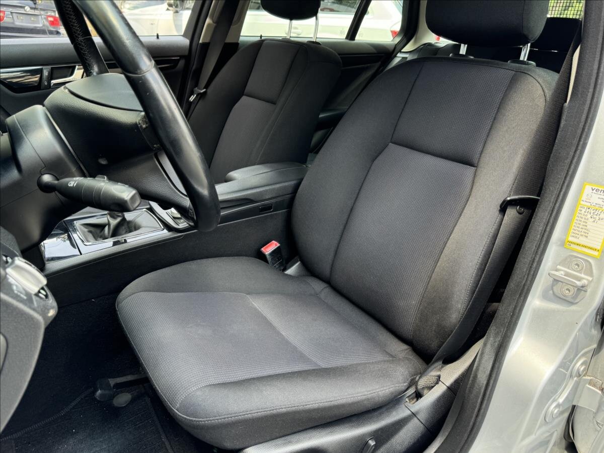 Mercedes-Benz Třídy C Kombi 2,1 l 100 kw