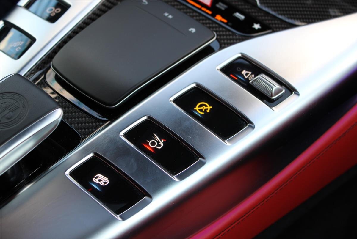 Mercedes-Benz AMG GT Kombi 4,0 l 430 kw