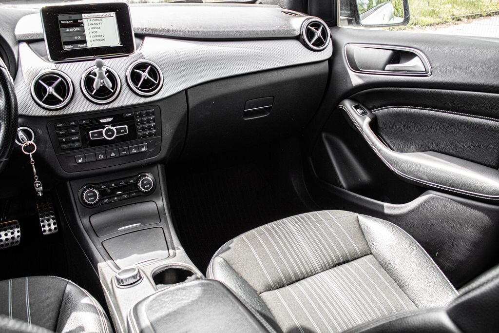 Mercedes-Benz Třídy B MPV 2,1 l 125 kw