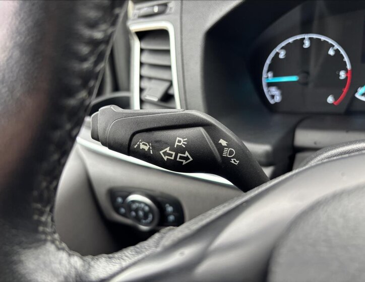 Ford Tourneo Custom 35