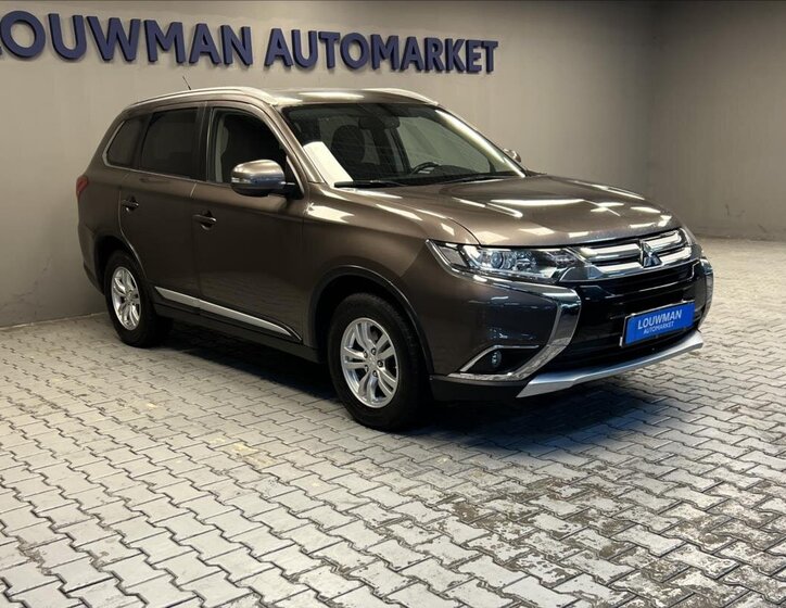 Mitsubishi Outlander SUV 2,3 l 110 kw