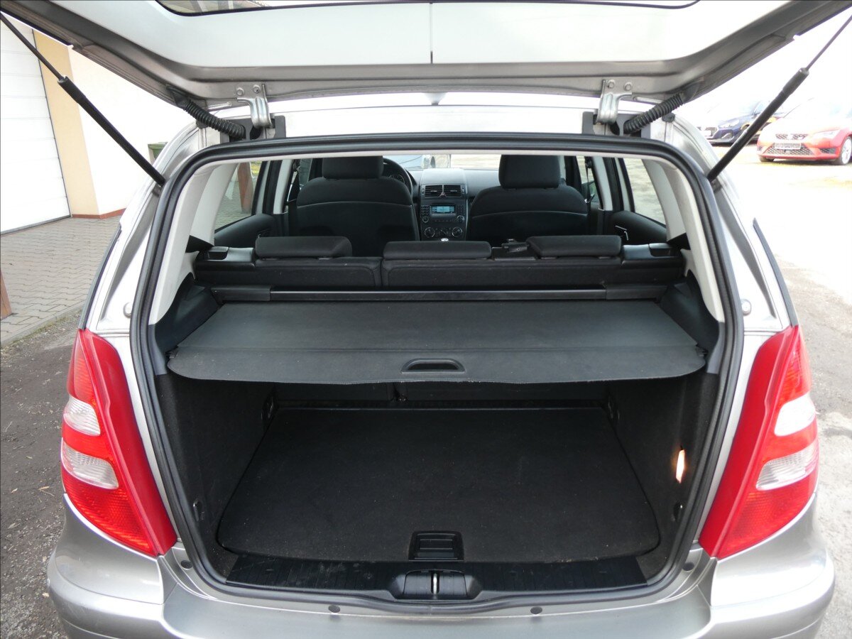 Mercedes-Benz Třídy A Hatchback 1,7 l 85 kw