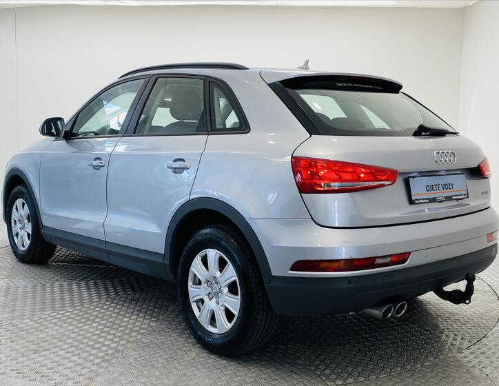Audi Q3 21