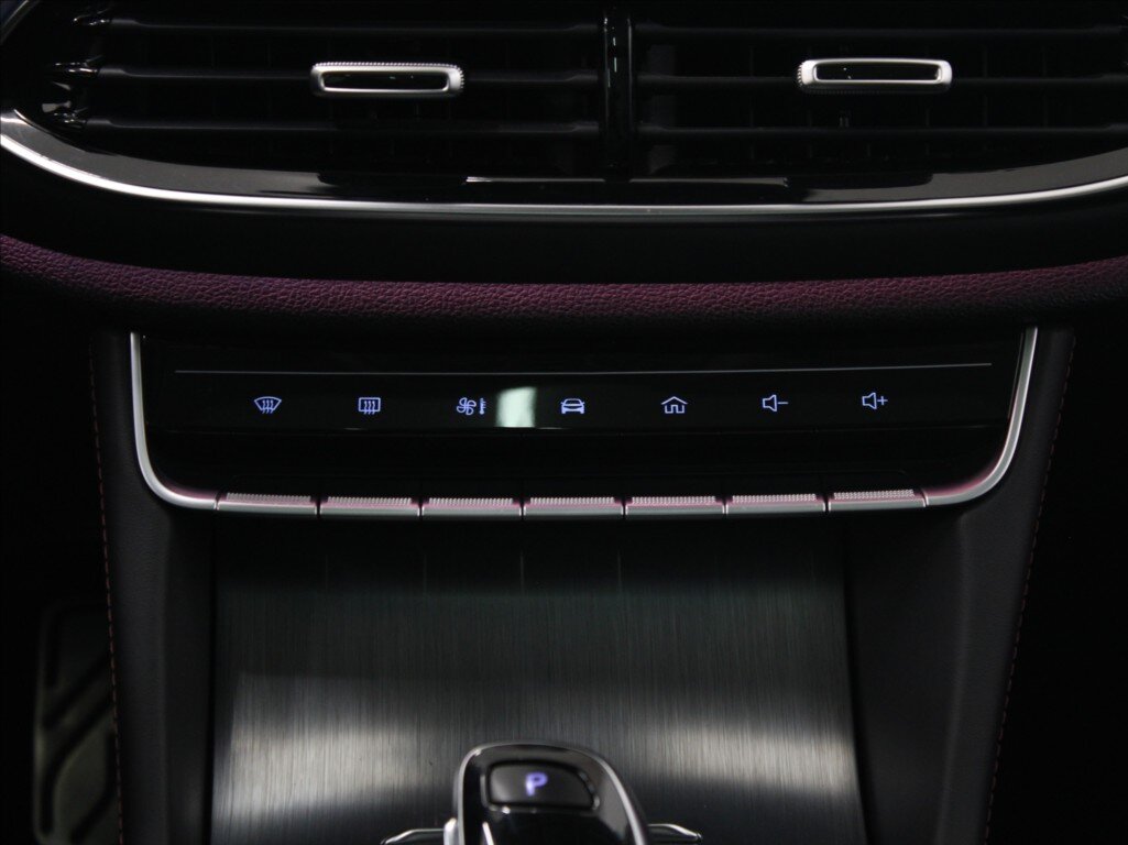 MG EHS SUV / Terénní 1,5 l 190 kw