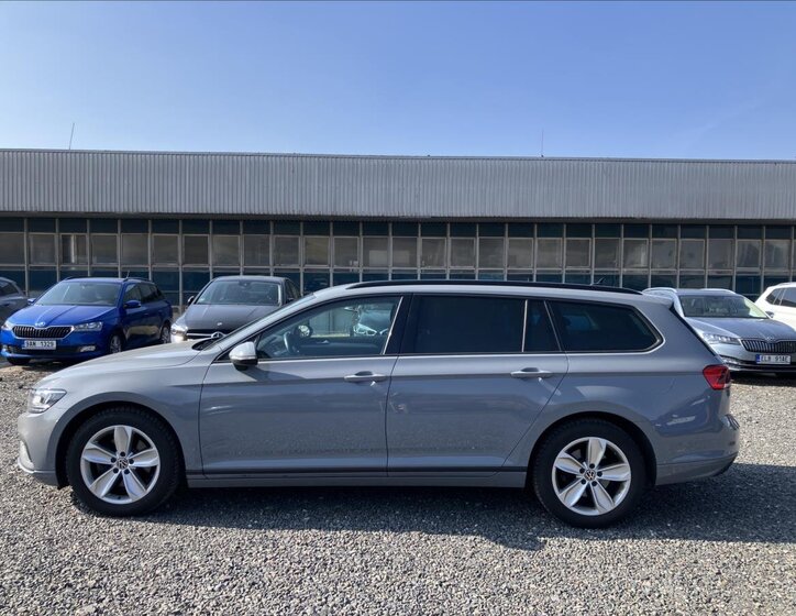 Volkswagen Passat Kombi 2,0 l 90 kw