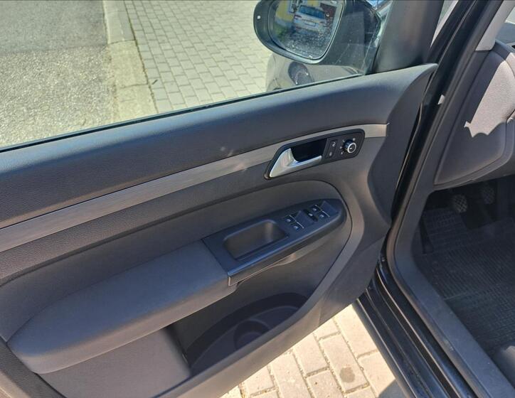 Volkswagen Touran 20