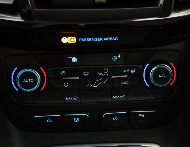 Ford Tourneo Connect Kombi 1,5 l 88 kw