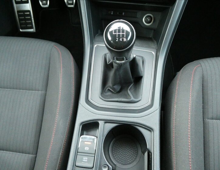 Volkswagen Touran MPV 1,2 l 81 kw