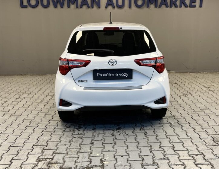 Toyota Yaris Kombi 1,5 l 82 kw