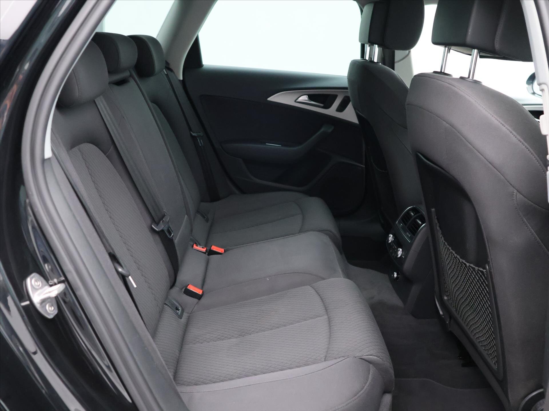 Audi A6 Kombi 2,0 l 140 kw