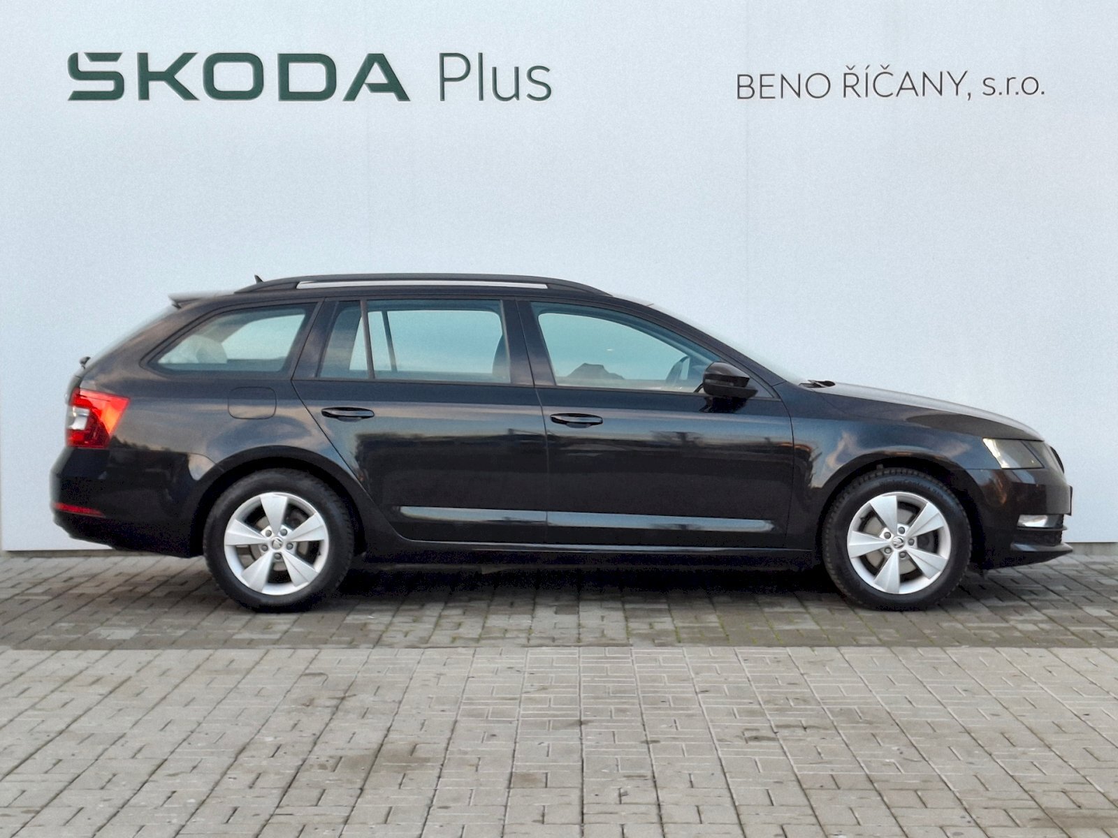 Škoda Octavia Kombi 2,0 l 110 kw