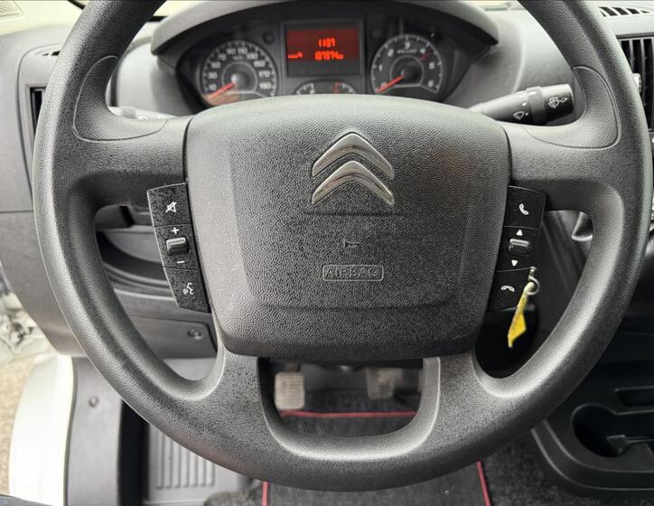 Citroën Jumper 32