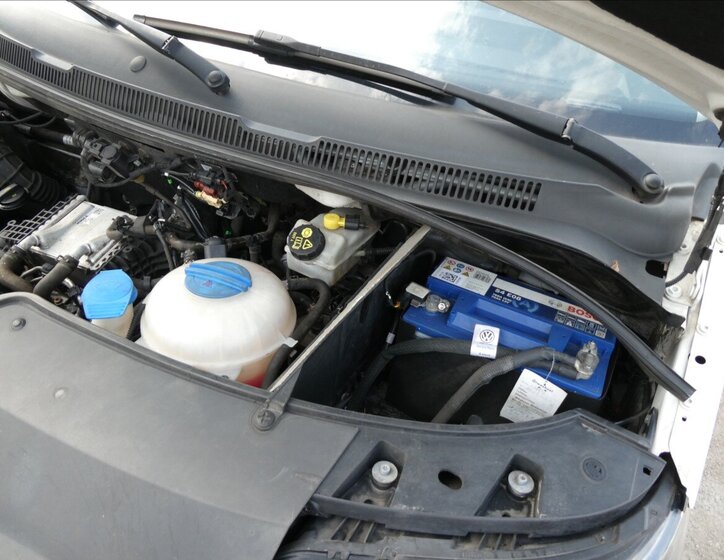 Volkswagen Transporter Skříň 2,0 l 75 kw