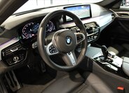 BMW Řada 5 Kombi 3,0 l 210 kw