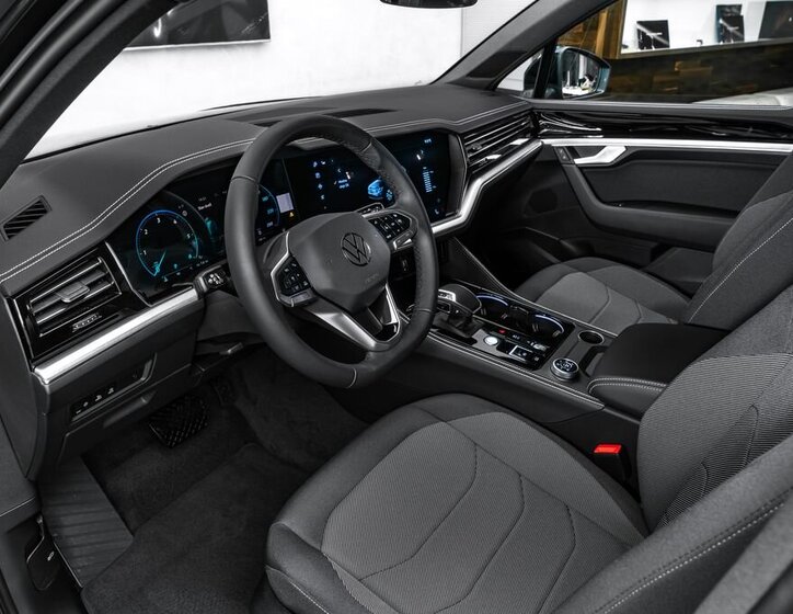 Volkswagen Touareg SUV / Terénní 3,0 l 170 kw