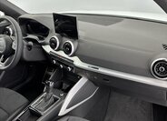Audi Q2 SUV / Terénní 1,5 l 110 kw