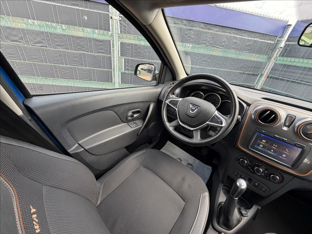 Dacia Sandero Hatchback 898,0 66 kw