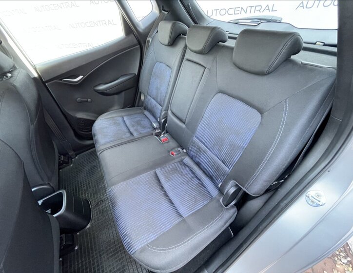 Hyundai ix20 MPV 1,4 l 66 kw