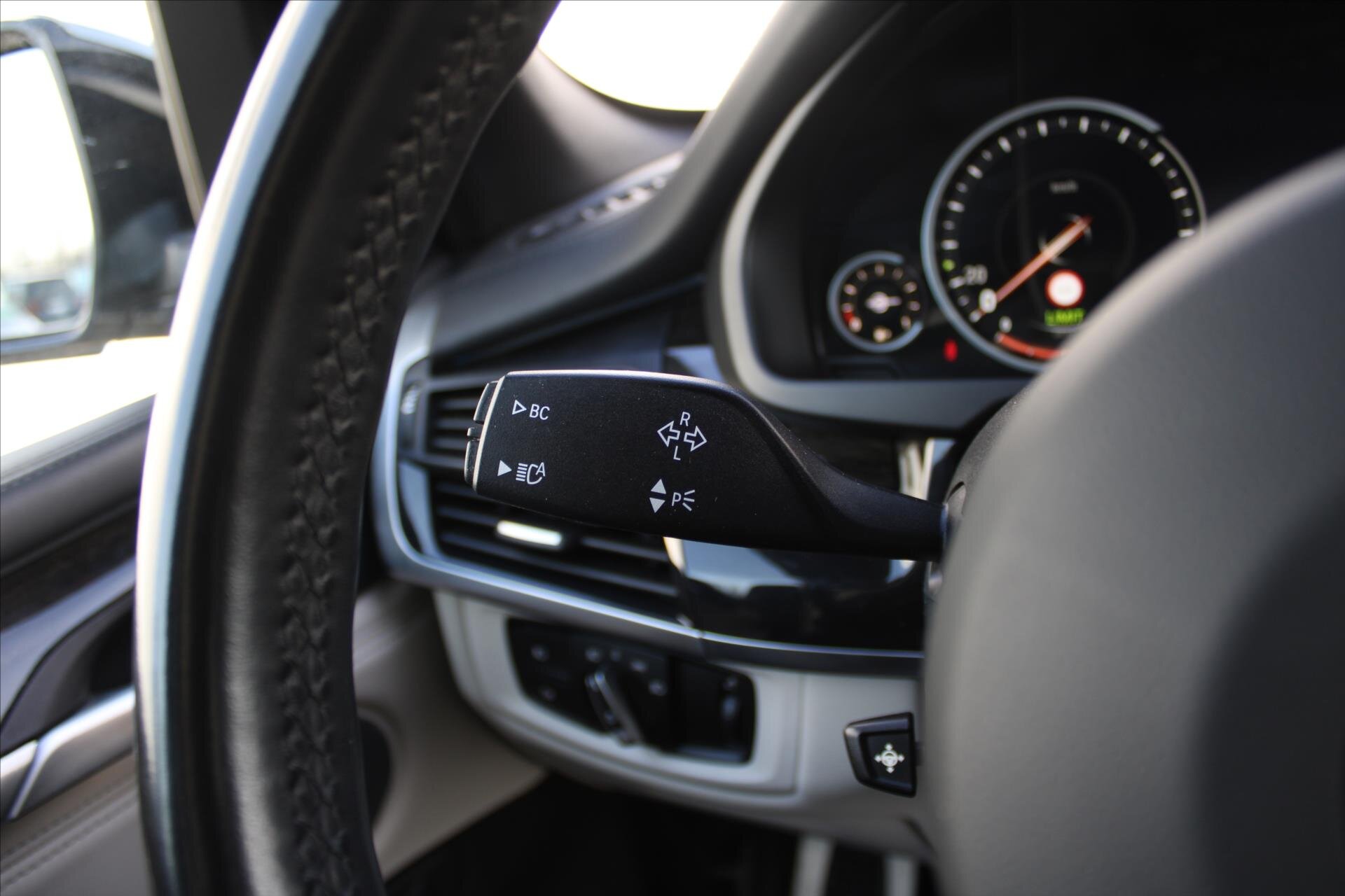 BMW X5 SUV 3,0 l 230 kw