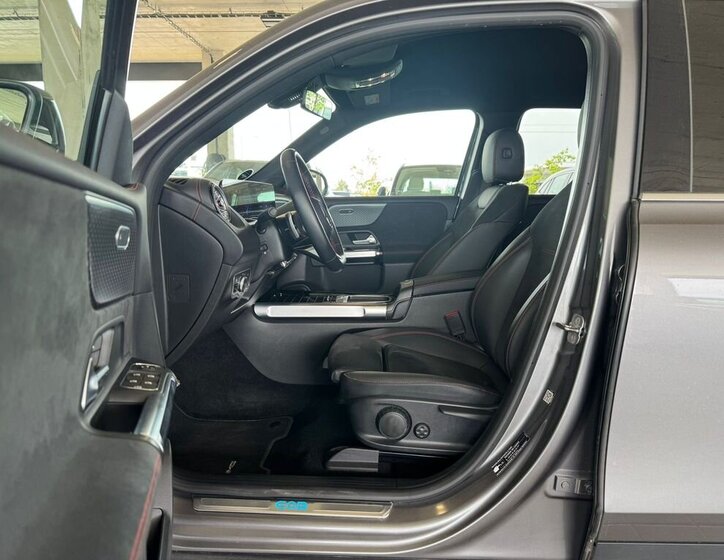 Mercedes-Benz EQB SUV / Terénní 0,0 215 kw
