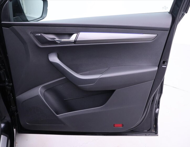 Škoda Karoq SUV / Terénní 1,6 l 85 kw