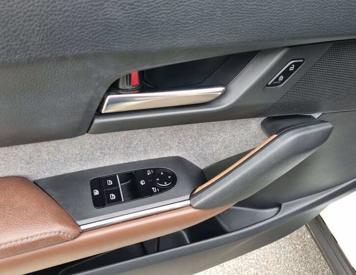 Mazda MX-30 SUV / Terénní 0,0 107 kw