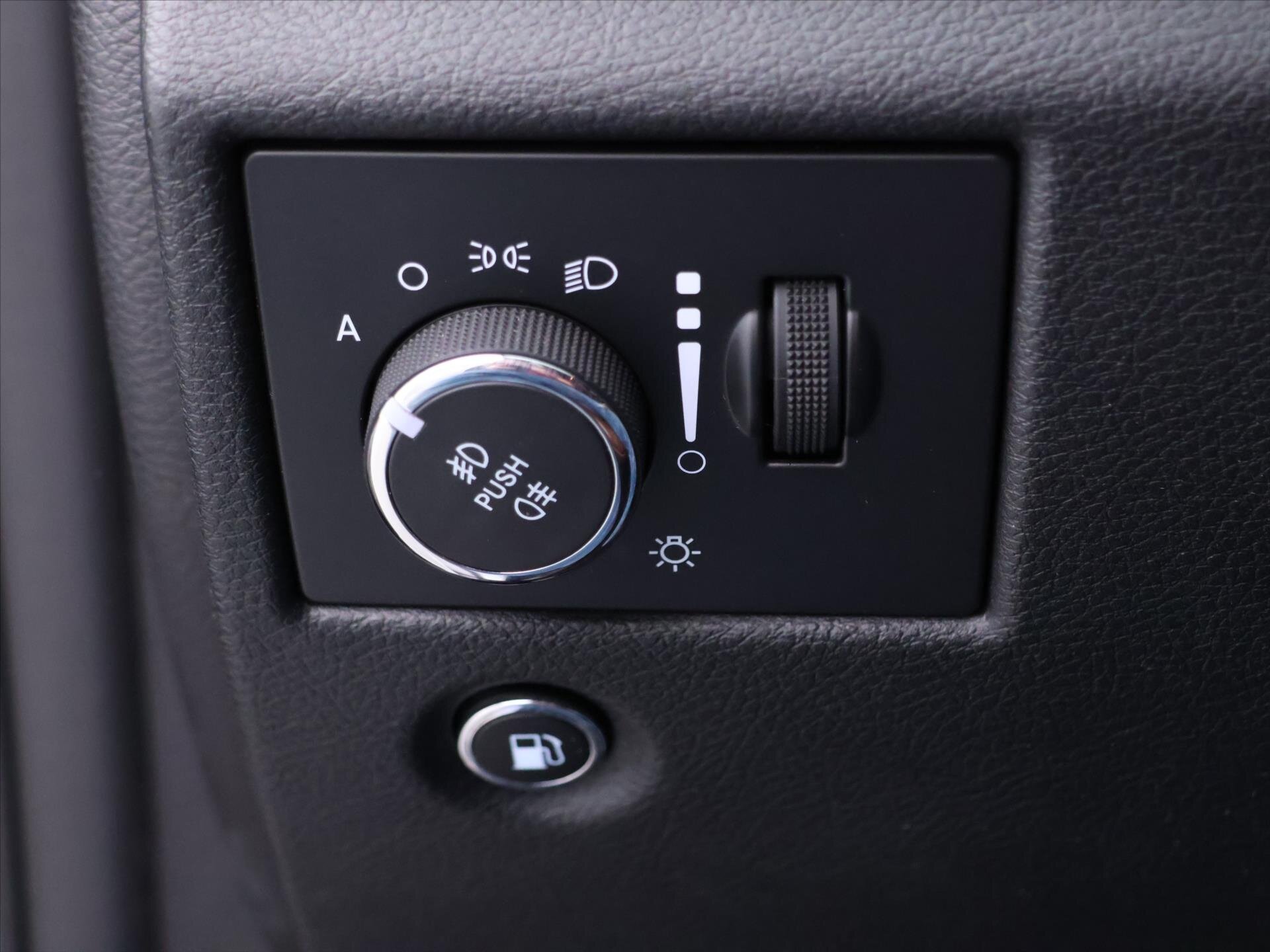 Jeep Grand Cherokee SUV 3,0 l 184 kw