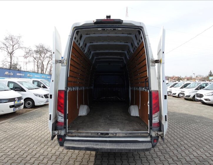 Iveco Daily Ostatní 2,3 l 100 kw
