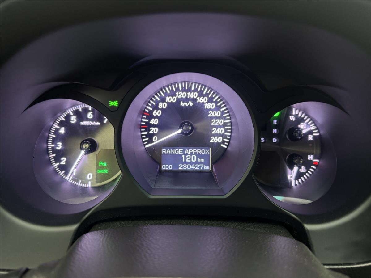 Lexus GS 300 Sedan / Limuzína 3,0 l 183 kw