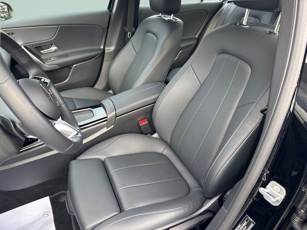 Mercedes-Benz Třídy A Hatchback 1,3 l 120 kw