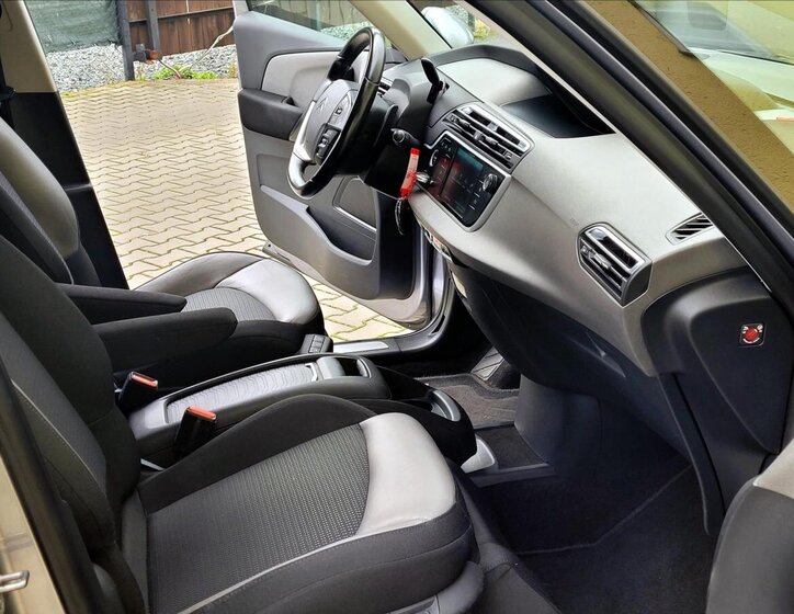Citroën Grand C4 Picasso MPV 1,6 l 121 kw