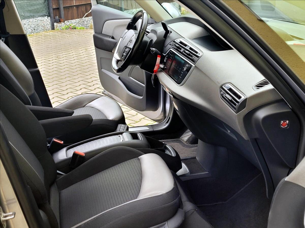 Citroën Grand C4 Picasso MPV 1,6 l 121 kw