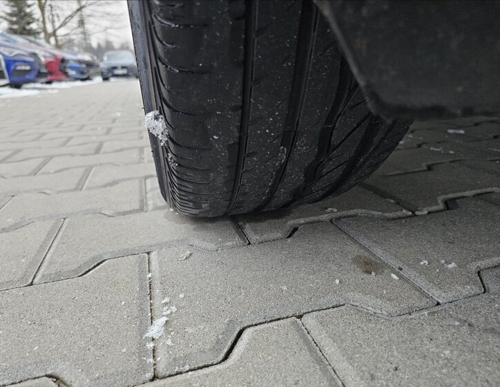 Škoda Rapid Hatchback 1,2 l 66 kw