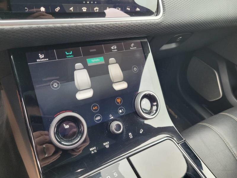 Land Rover Range Rover Velar SUV 3,0 l 221 kw