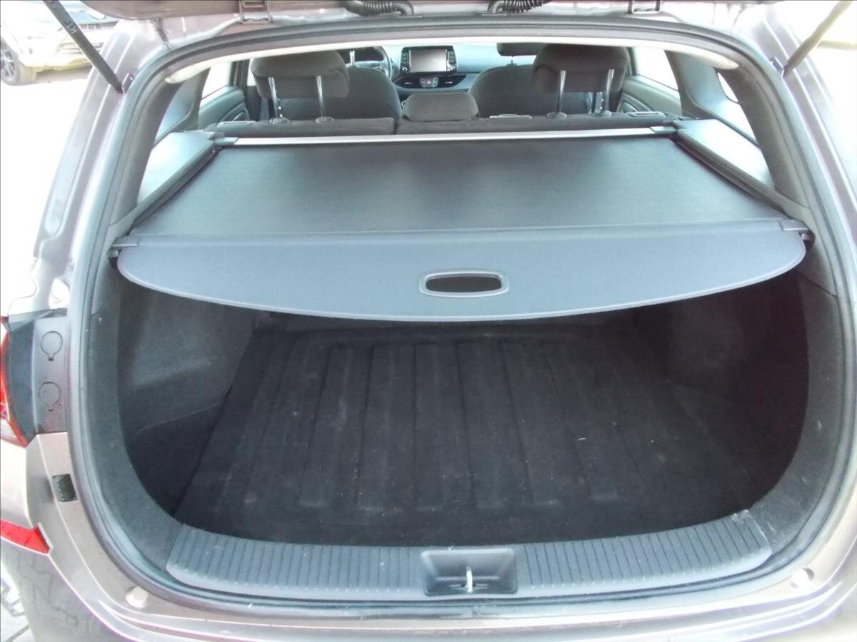 Hyundai i30 Kombi 998,0 88 kw