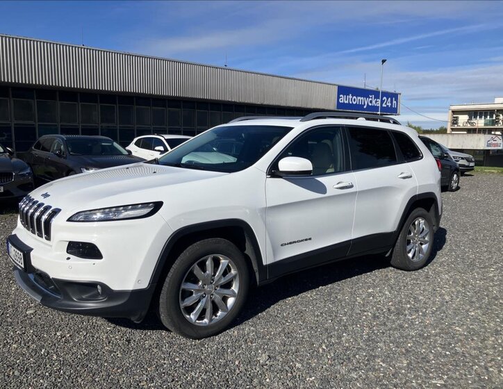 Jeep Cherokee SUV 2,2 l 147 kw
