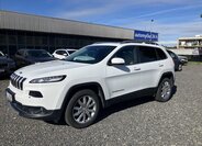 Jeep Cherokee SUV 2,2 l 147 kw