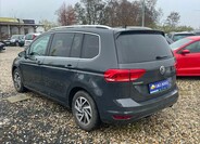 Volkswagen Touran 4