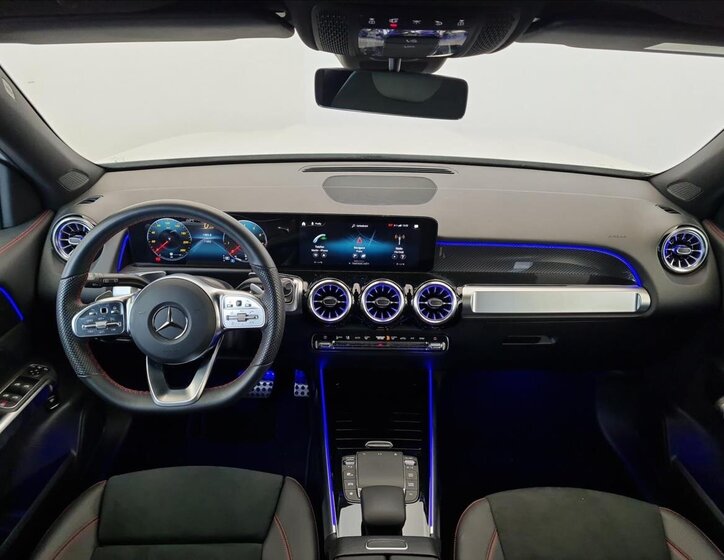 Mercedes-Benz GLB 13