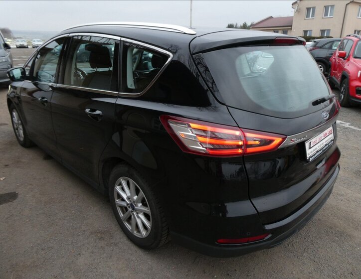 Ford S-MAX MPV 2,0 l 110 kw