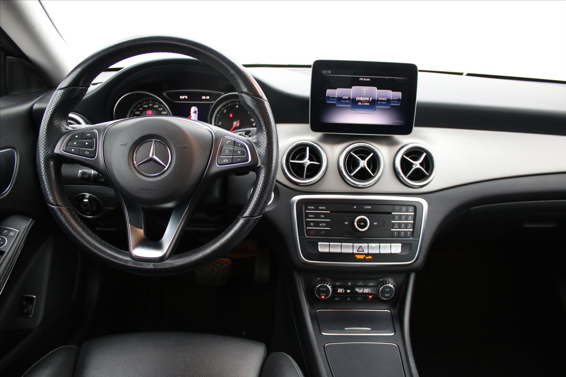 Mercedes-Benz CLA Kombi 2,1 l 100 kw