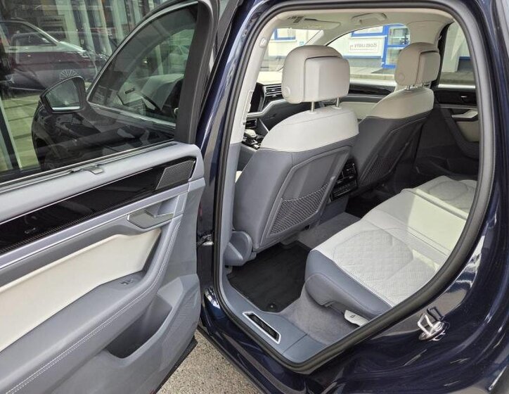 Volkswagen Touareg SUV 3,0 l 210 kw