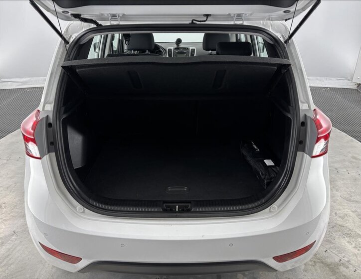 Hyundai ix20 Hatchback 1,6 l 91 kw