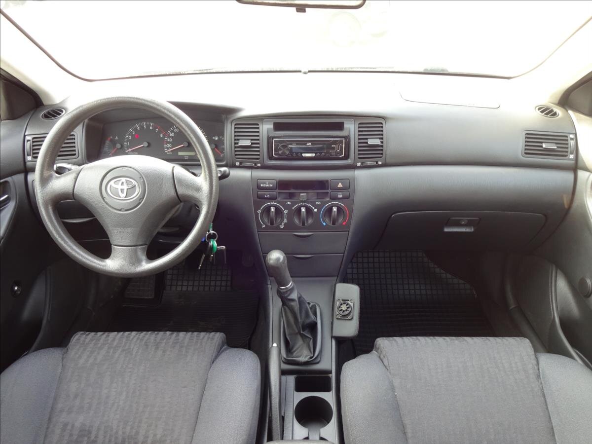 Toyota Corolla Hatchback 1,4 l 71 kw