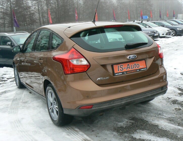 Ford Focus 5